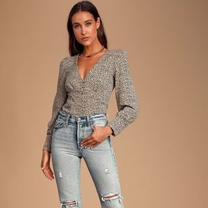 Brand new button up top. Tags still on, didn’t fit and outside of return window.